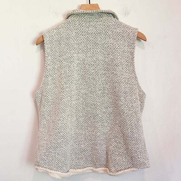 Altar'd State Sherpa Knitted Zip Up Vest White Size L - Picture 2 of 7